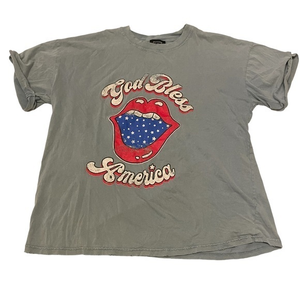 God Bless America‎ shirt by Zutter size medium